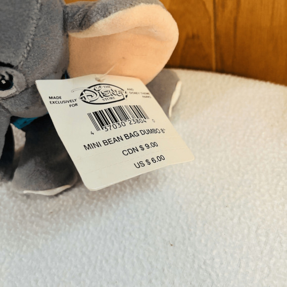Vintage Disney Store Dumbo Plush Elephant Red Hat Gray Stuffed Animal 10” NWT - Picture 7 of 7